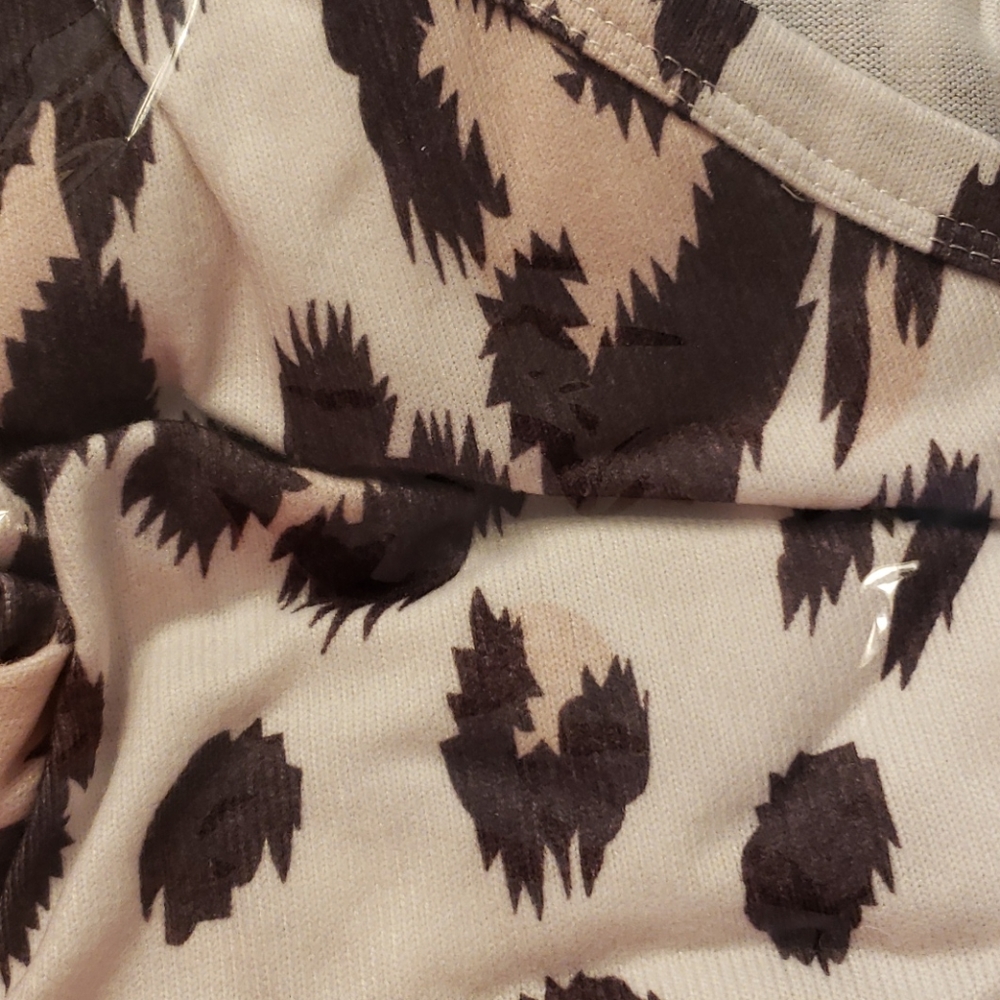🎉HP×2 🎉Leopard Long Sleeve Shorts Set💤 - Picture 5 of 5